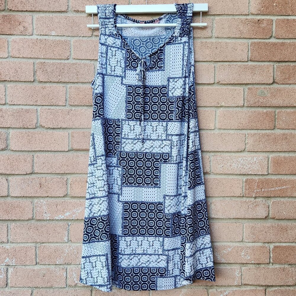 🔴SOLD🔴SJS Dress Women's Size Large Blue Sleeveless Patchwork Design